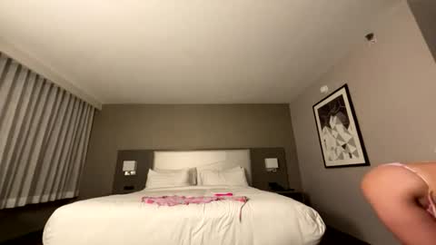 havesomefaith117 online show from November 21, 11:52 am