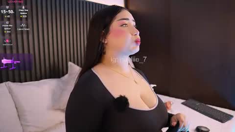 haylie  See you tonight at 8pm Colombia time online show from July 16, 5:44 am