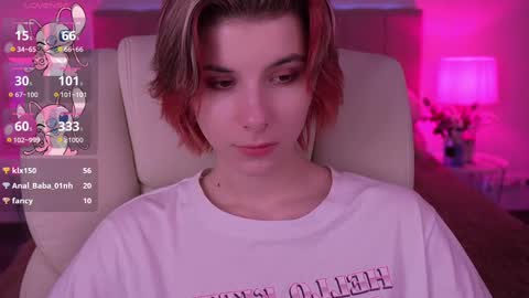 haylaamber online show from February 17, 4:28 pm