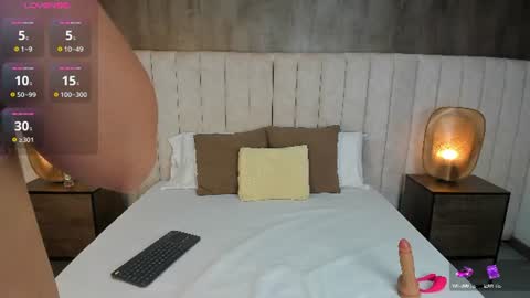 Hayli  online show from July 2, 7:52 pm