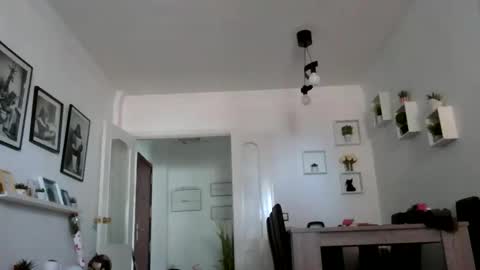 haze_john online show from May 7, 5:52 pm