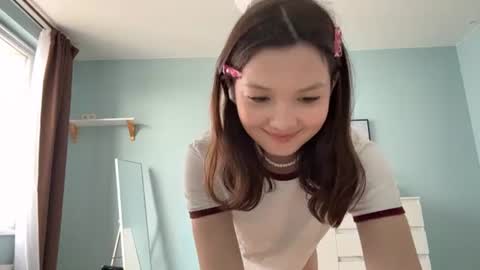 Kira online show from July 24, 3:20 pm