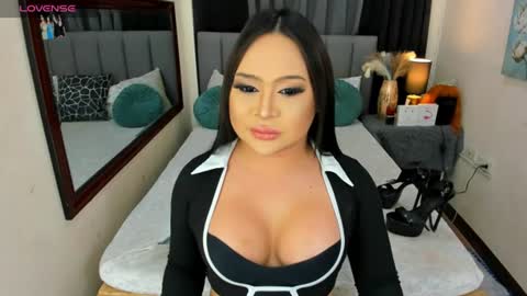 HAZEL MADONNA online show from July 14, 1:09 am