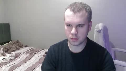 Snapshot of headcrabfromcity17 chatting on December 4, 3:26 pm crabster online show from December 4, 3:26 pm