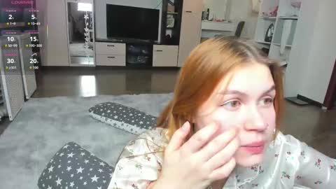 Heather online show from November 5, 3:08 am