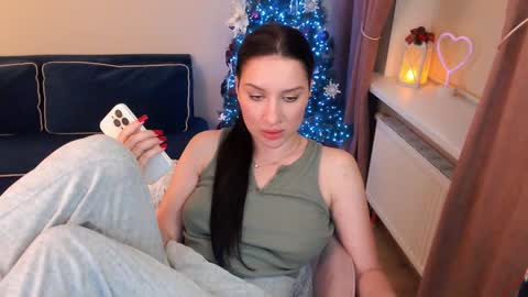 Heaven girl online show from January 1, 3:46 pm