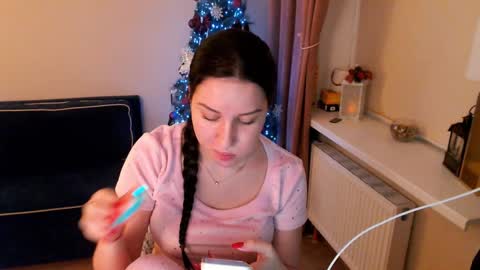 Heaven girl online show from January 22, 5:28 pm