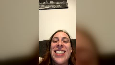 heidi_is_here_72 online show from June 17, 12:37 am