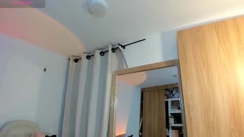 Anny Ferreiro online show from December 16, 1:57 am