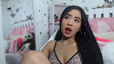 hella online show from December 22, 1:01 am