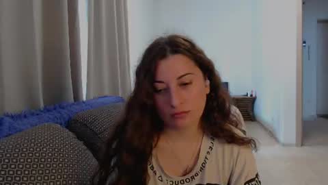 helen_adams_ online show from July 14, 10:21 am