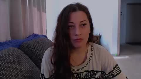 helen_adams_ online show from July 16, 5:33 am
