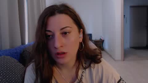helen_adams_ online show from July 7, 6:04 am
