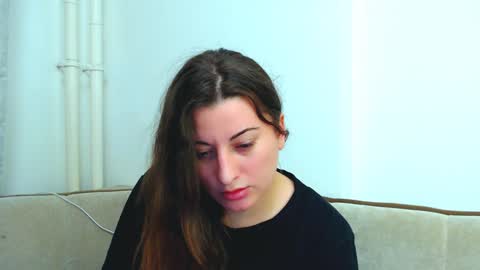 helen_adams_ online show from December 13, 1:33 pm