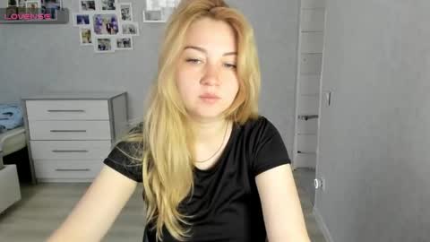 Helen sven online show from May 9, 5:46 am