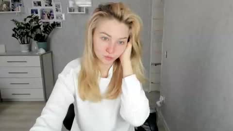 Helen sven online show from November 8, 7:11 am