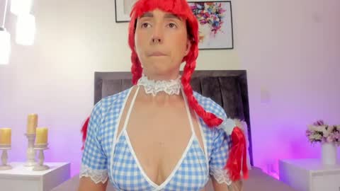 Helen  online show from April 25, 1:13 pm