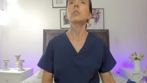 Helen  online show from July 9, 1:59 pm