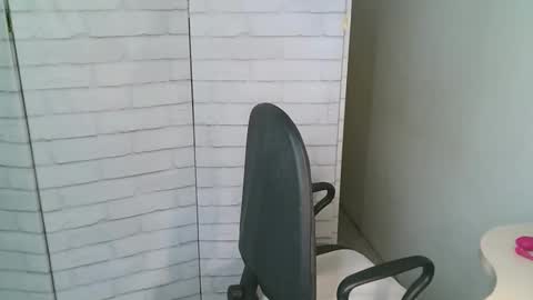 Helen online show from May 16, 5:48 am