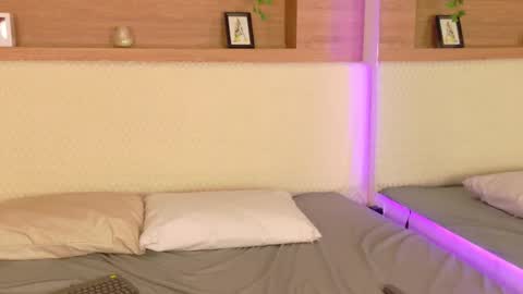 helenafoumier online show from March 6, 10:53 pm