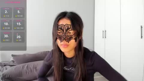 Hi I am Helen online show from June 25, 5:12 am