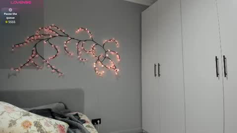 Hi I am Helen online show from July 21, 2:13 am