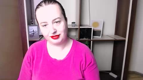 Helen online show from December 15, 7:59 am