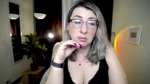 Snapshot of helenenigma chatting on October 9, 6:46 pm helenenigma online show from October 9, 6:46 pm