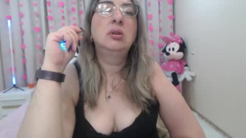 helenenigma online show from February 9, 8:00 pm