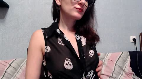 HelenRed online show from December 30, 1:03 pm