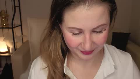 Helen online show from November 20, 2:32 am