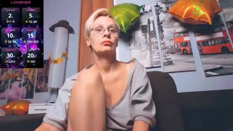 Helga online show from November 25, 12:15 pm