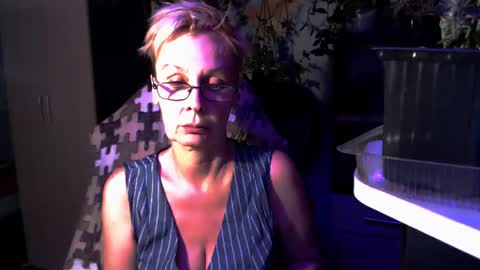 Helga online show from June 17, 7:19 pm