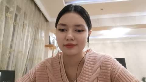 Alice online show from December 17, 6:47 pm