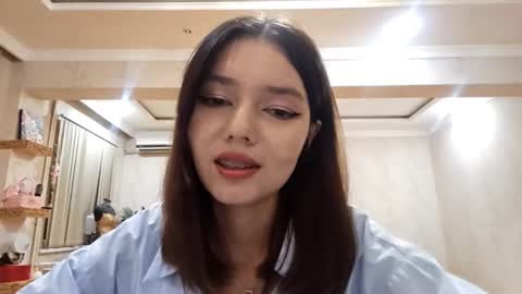 Alice online show from October 28, 7:37 pm