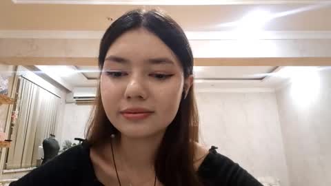 Alice online show from November 13, 3:26 pm