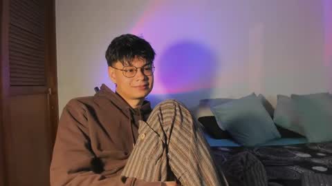 Helio online show from May 27, 1:23 am