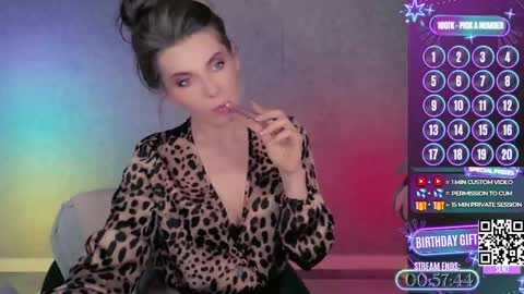 - show loyalty and subscribe -  online show from May 29, 9:02 pm