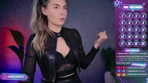 Snapshot of hell_on_heels_ chatting on October 2, 7:56 pm - show loyalty and subscribe - online show from October 2, 7:56 pm