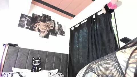 helldy_666 online show from May 3, 2:01 pm