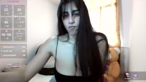 Snapshot of hellen_garcia chatting on March 10, 10:13 pm Hellen online show from March 10, 10:13 pm