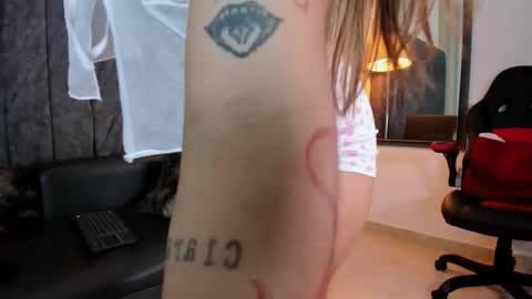 hellen_rice online show from November 26, 5:16 am