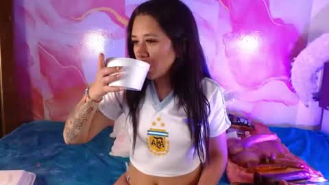 Hellen lopez online show from July 1, 8:39 pm