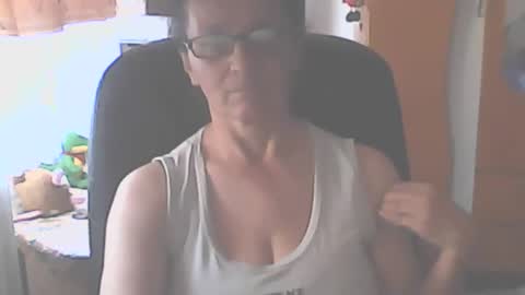 hellenmarie online show from September 14, 10:17 am