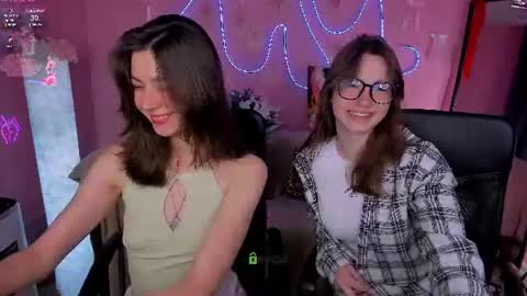 Helli online show from June 16, 7:18 pm