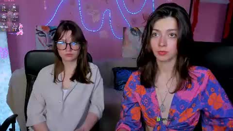 Helli online show from June 11, 2:53 am