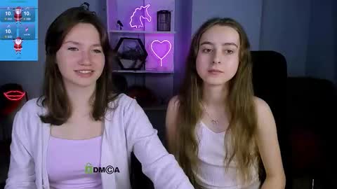 Helli online show from December 3, 8:20 pm