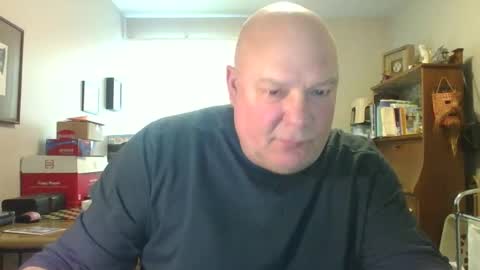 helloforfun111 online show from May 2, 12:33 pm