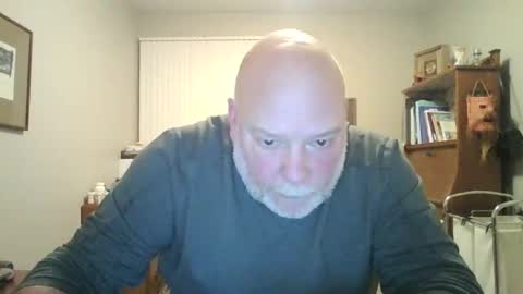 Snapshot of helloforfun111 chatting on February 15, 11:39 am helloforfun111 online show from February 15, 11:39 am