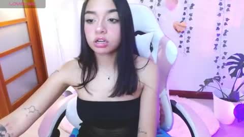 hellokitty_valery1 online show from June 21, 4:41 am